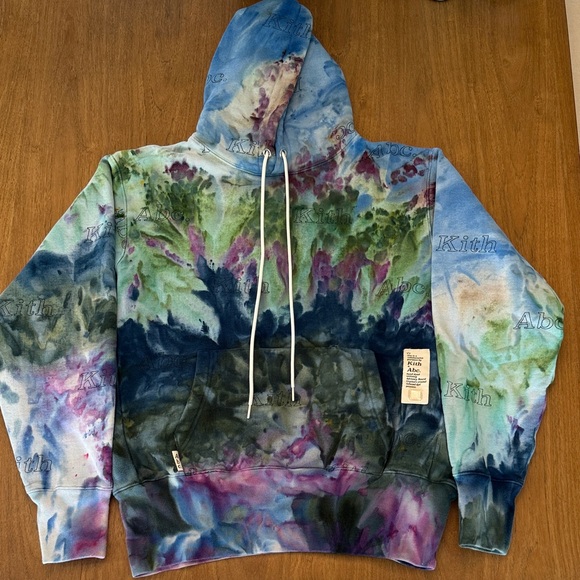 advisory board crystals tie dye